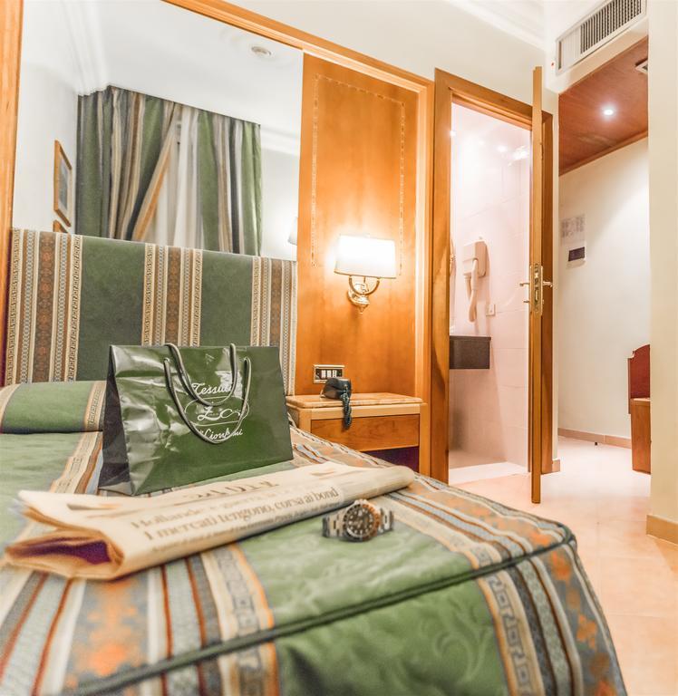 Raeli Hotel Lux Řím Exteriér fotografie