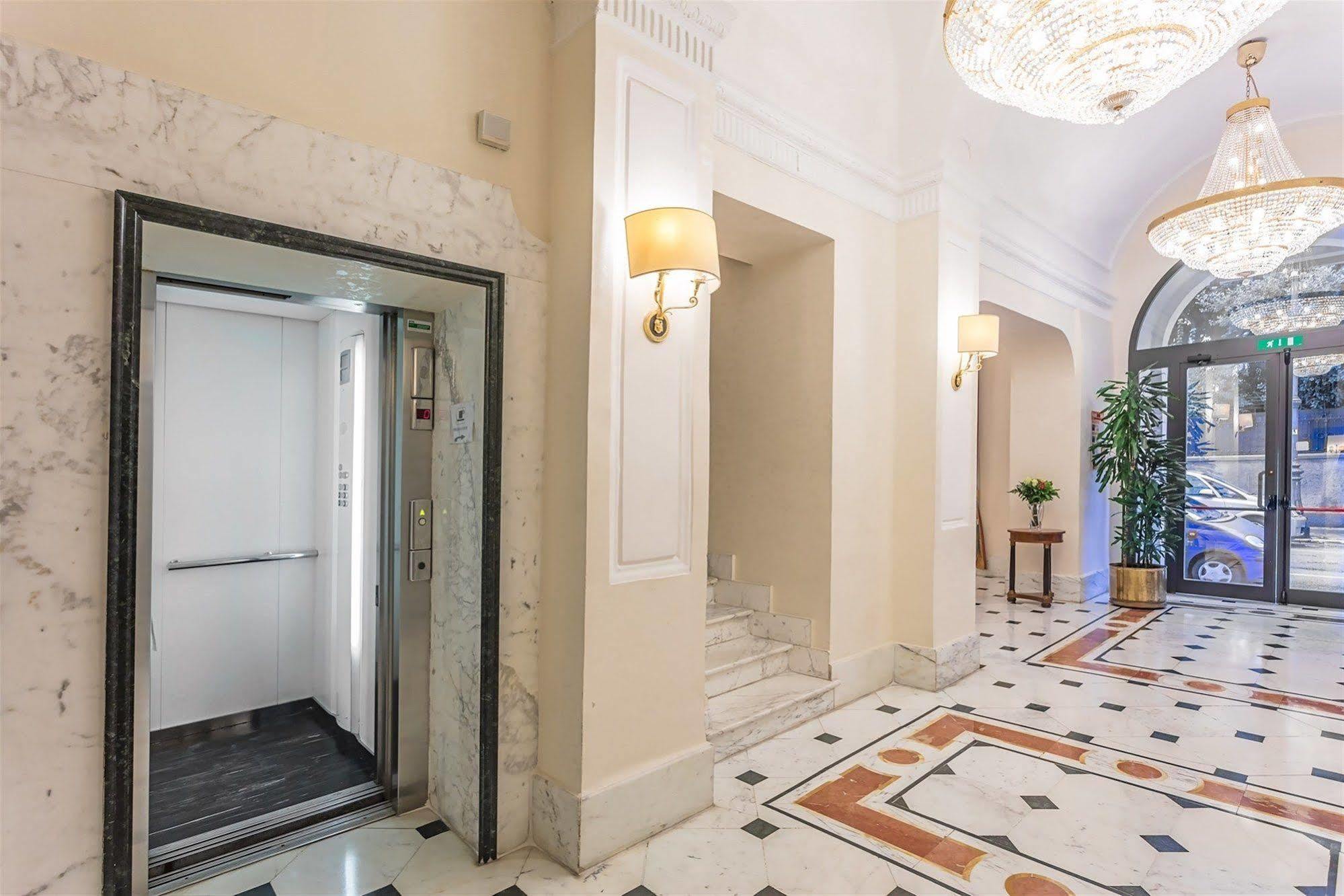 Raeli Hotel Lux Řím Exteriér fotografie